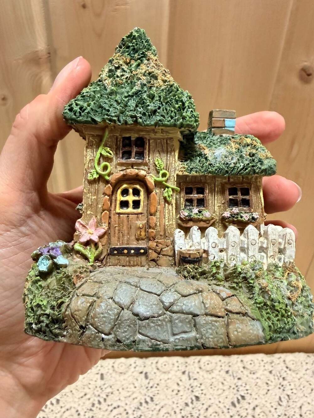 House Ornament Fairy Garden Miniature Moss Country Cottage Figurine Decor
